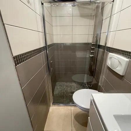 Camille A Sur Apartment *