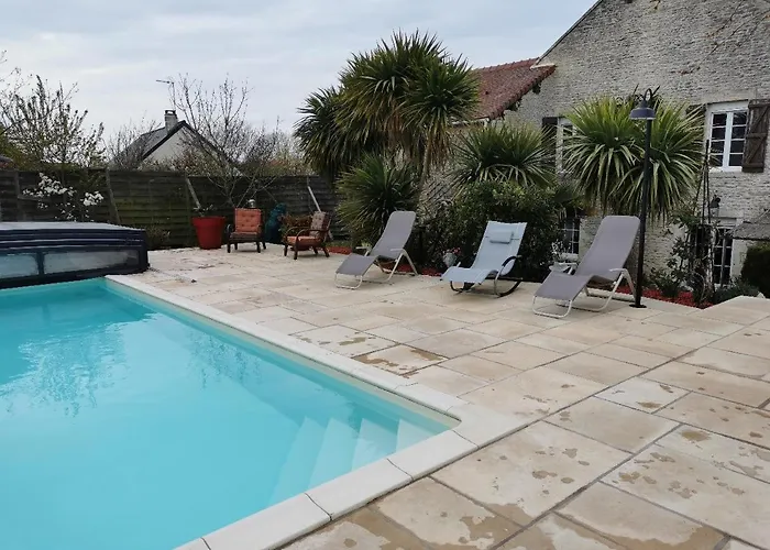 Camille A Sur * Ver-sur-Mer